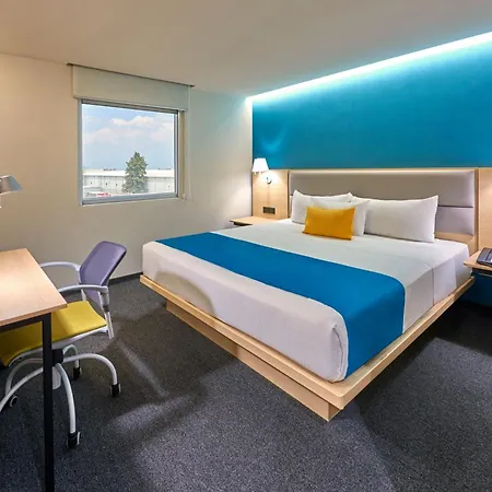 City Express By Marriott Suites Toluca Exterior foto
